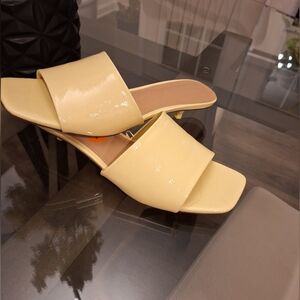 NEW-Elegant Yellow Women's Kitten Slide Sandals -Size 11